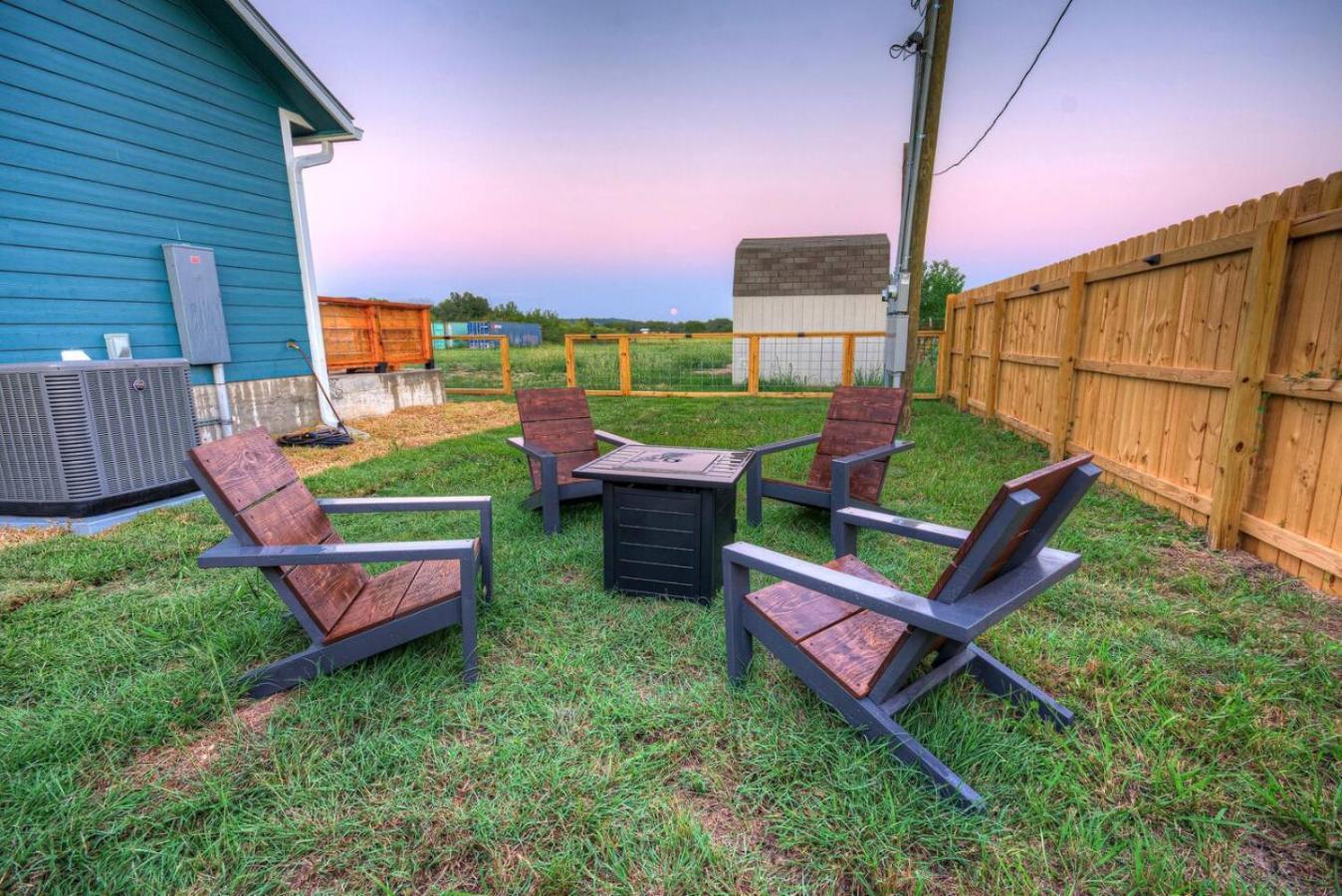 The Lodge At Little Ranches Central Sleeps 26 Wimberley Exterior foto