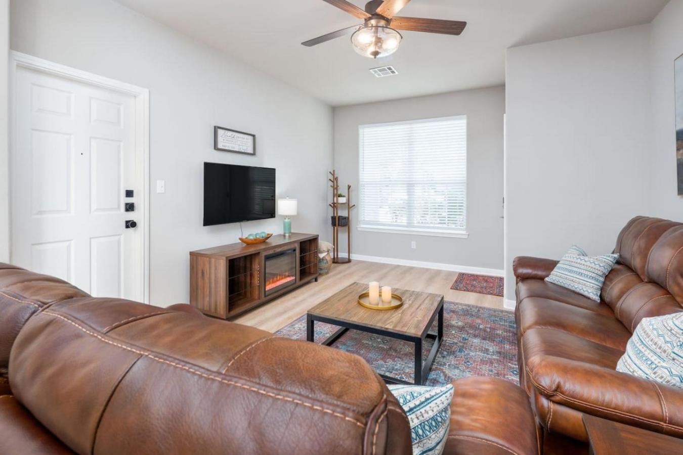The Lodge At Little Ranches Central Sleeps 26 Wimberley Exterior foto